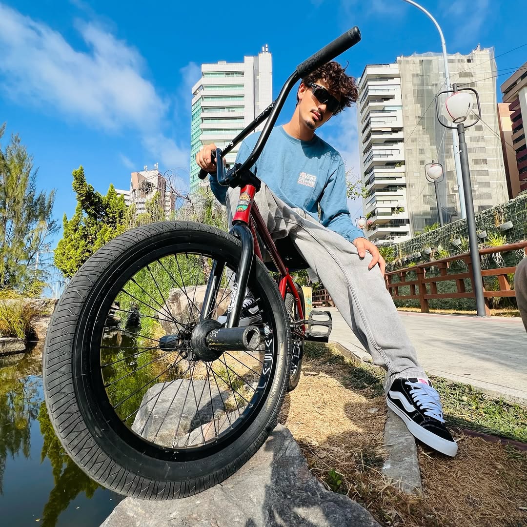 BMX Laufradsatz inkl. Reifen KHE MAC3 20 Zoll 14mm / 10mm S/B