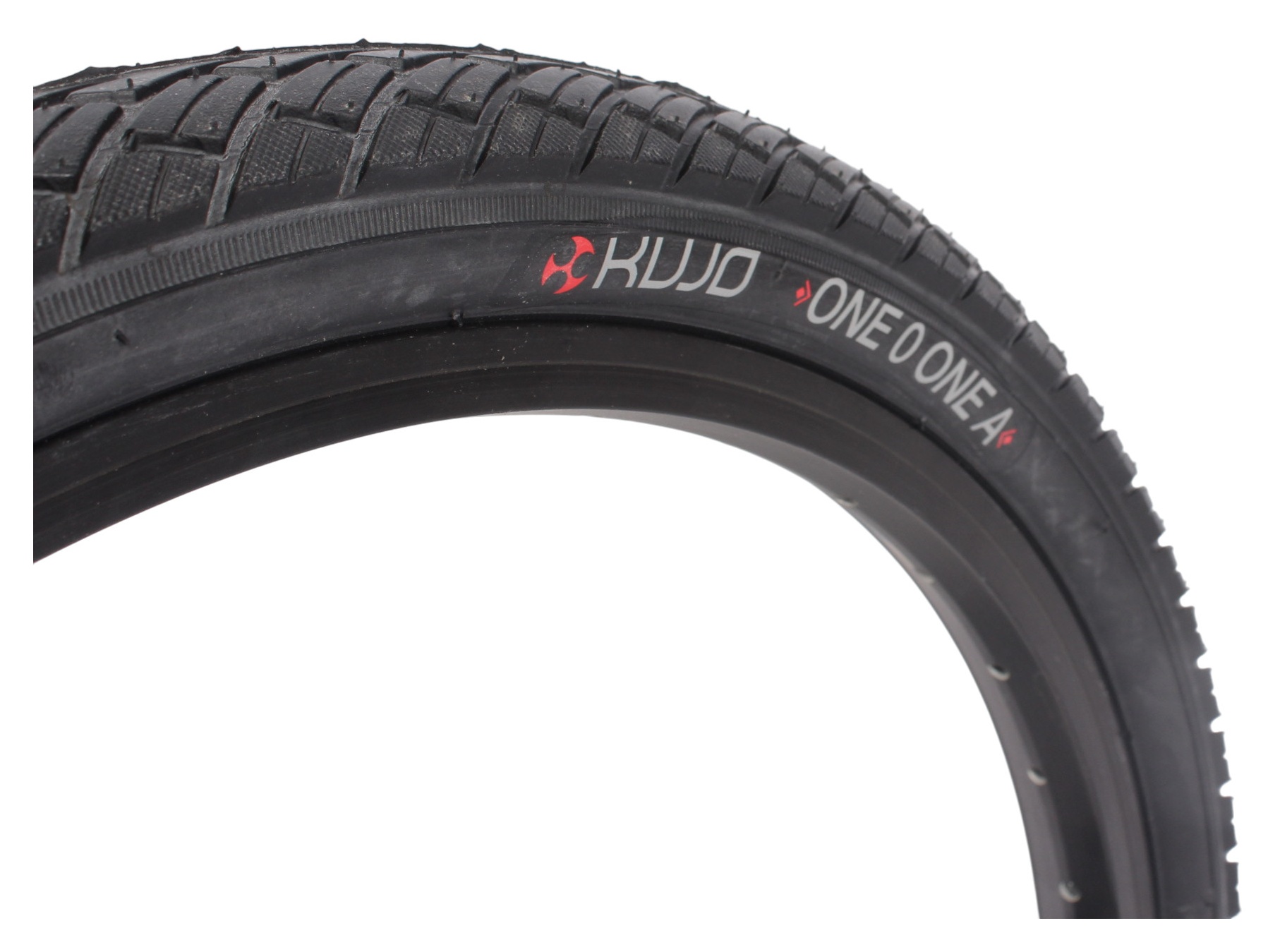 Bicycle tire set KUJO ONE 0 ONE A 20 inch x 1.75" + AV inner tube