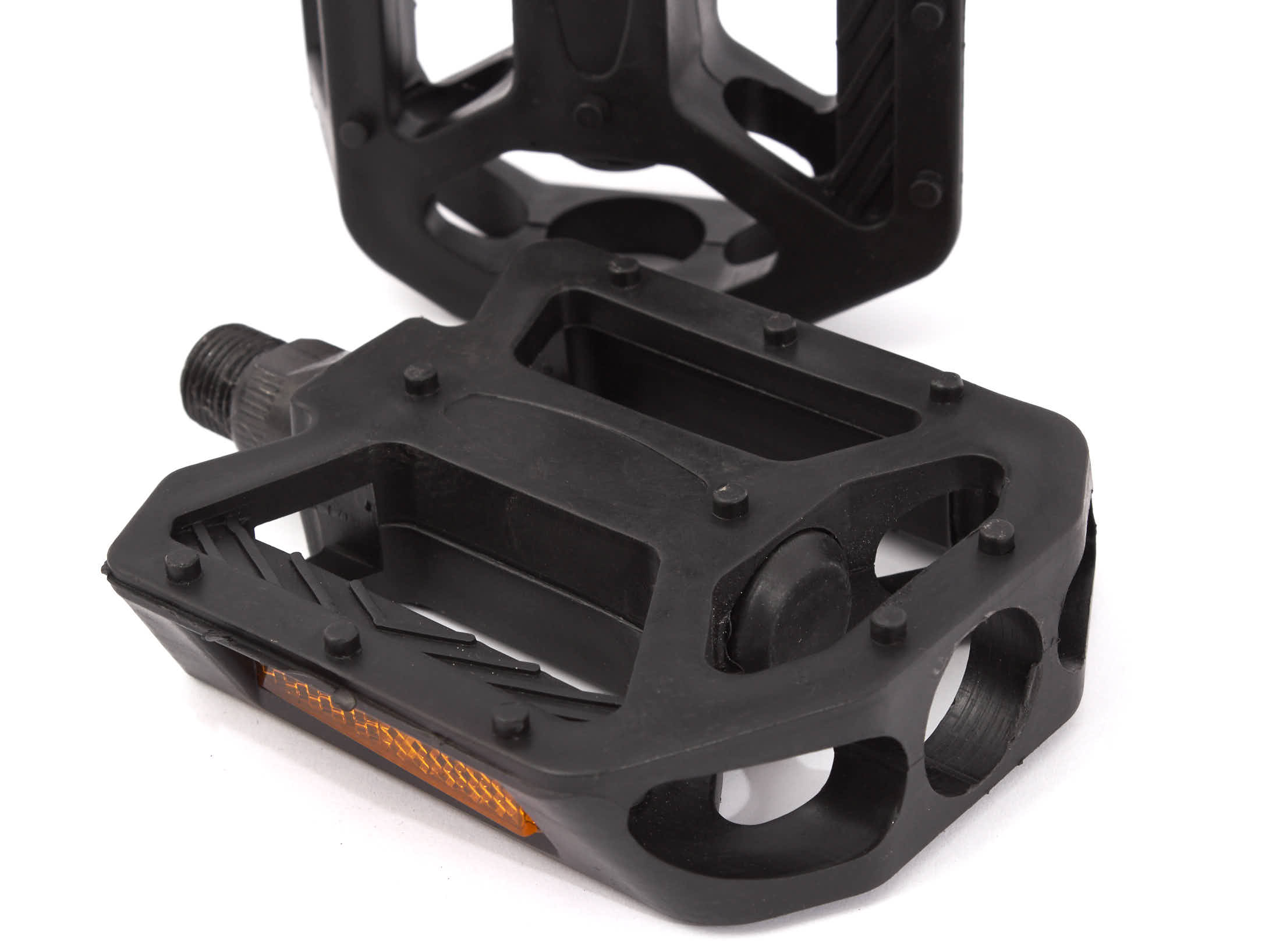 Schwarzes BMX Pedal mit Gewinde und Reflektor Schwarzes BMX Pedal mit Gewinde und Reflektor
